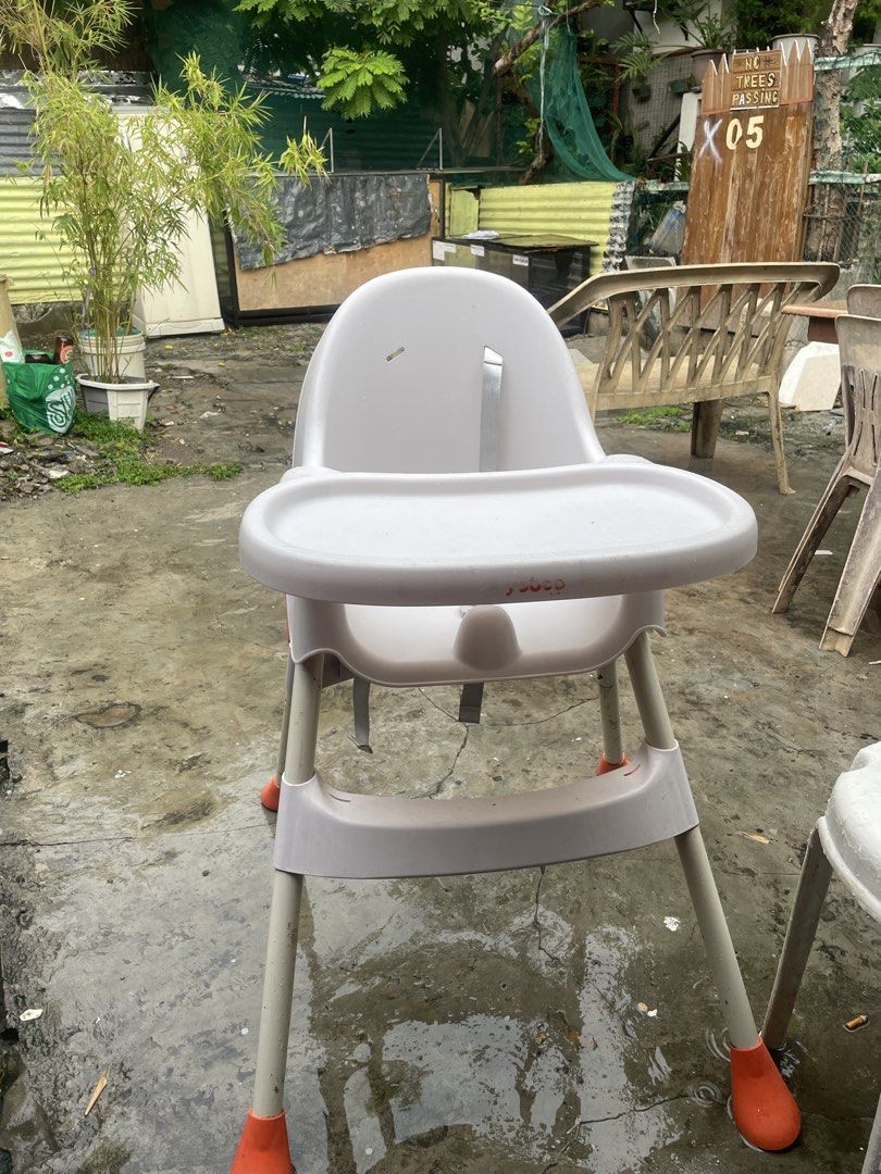 Yooboo high chair (Category: Changing Tables & Stations) located in Cainta. Submitted by dclarisse603232 (Listing ID 1447269398, Image 1). Description: .