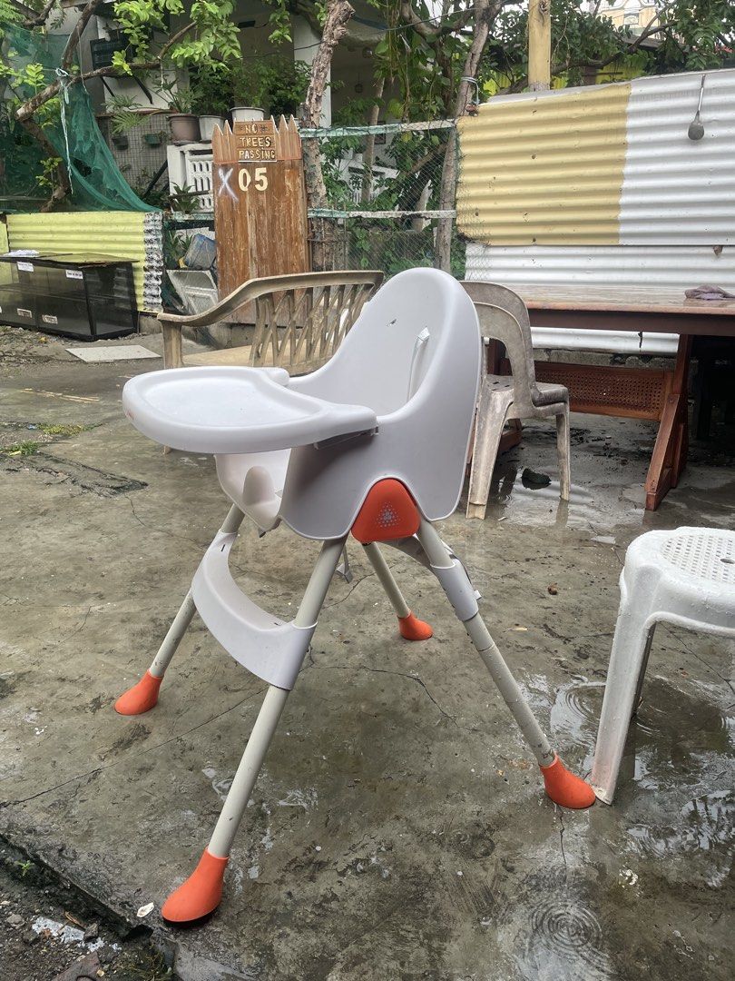 Yooboo high chair (Category: Changing Tables & Stations) located in Cainta. Submitted by dclarisse603232 (Listing ID 1447269398, Image 3). Description: .