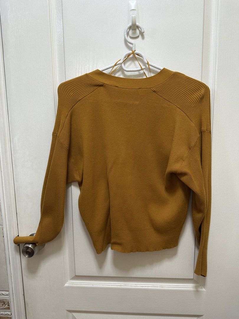 Zara mustard cardigan (Category: Coats, Jackets and Outerwear) located in Quezon City. Submitted by favesforless (Listing ID 1447207366, Image 3). Description: Used once Condition 10/10 No flaws or problems Fits XS-S.