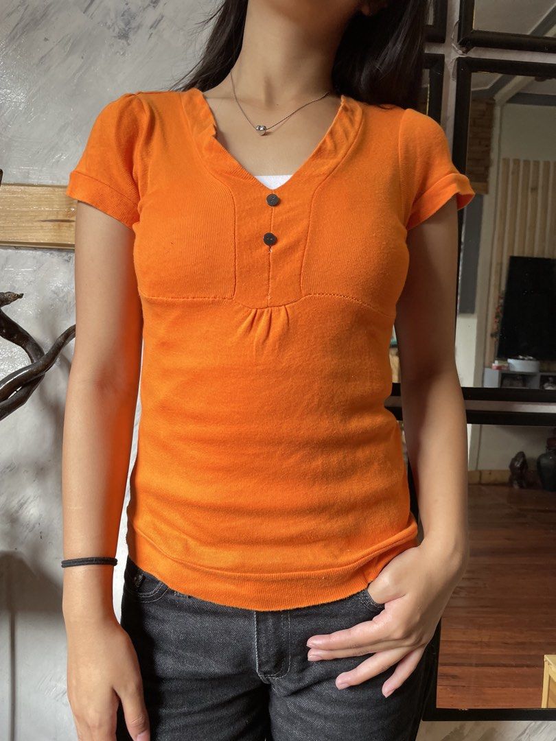 100 EACH (Category: Others Tops) located in Baguio. Submitted by chronicles_cache (Listing ID 1450847292, Image 2). Description: SEND A SCREEN SHOT OF A CHOSEN TOP .