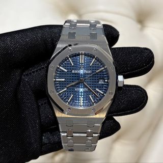 (Category: ) located in . Submitted by watch_kingdom (Listing ID 1450831278, Image 1). Description: .