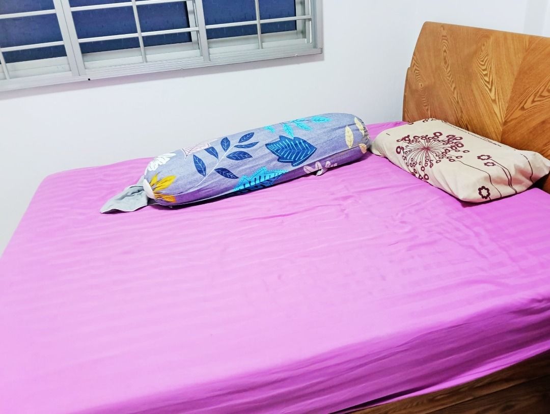 (Category: ) located in . Submitted by your_rental_specialist (Listing ID 1449870098, Image 1). Description: .