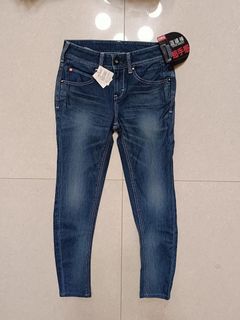 由 levis501chen (刊登 ID 1450771633，圖片 1) 提交，位於 的 (類別：)，說明：。