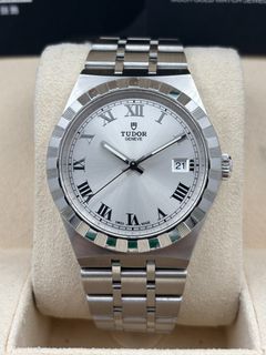 （分類：）位於 。 由 muchgoldwatch 提交（商品編號 1450831999，圖片 1）。簡介： 。