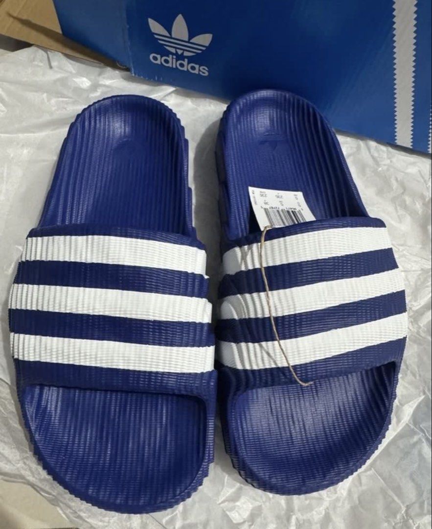Adidas adilette 22 (Category: Slippers & Slides) located in Pasay City. Submitted by taptooload (Listing ID 1450882363, Image 2). Description: Slip-on One-piece ethylenvinylacetat (bio-based) Contains a minimum of 20% renewable materials Colour: Royal Blue / Royal Blue / Cloud White Product code: IF3667.