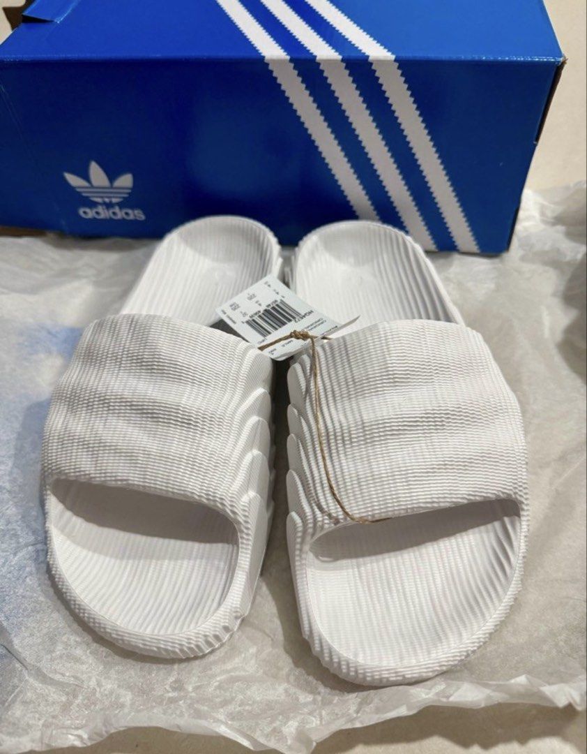 Adidas adilette ayoon (Category: Slippers and slides) located in Pasay City. Submitted by taptooload (Listing ID 1450877938, Image 2). Description: For the design of these adidas slides we looked to topographic maps illustrating expeditions to Mars and the dimensional stages of a new planet. And the futuristic vibes don’t end there. They’re built with material made in part from sugarcane, one step on the road to a more sustainable future. Wear th