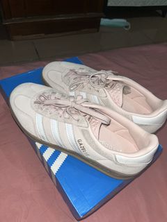 (Kategori: ) berada di . Dikirim oleh preloved.gurlyy (ID iklan 1450747548, Gambar 1). Deskripsi: .