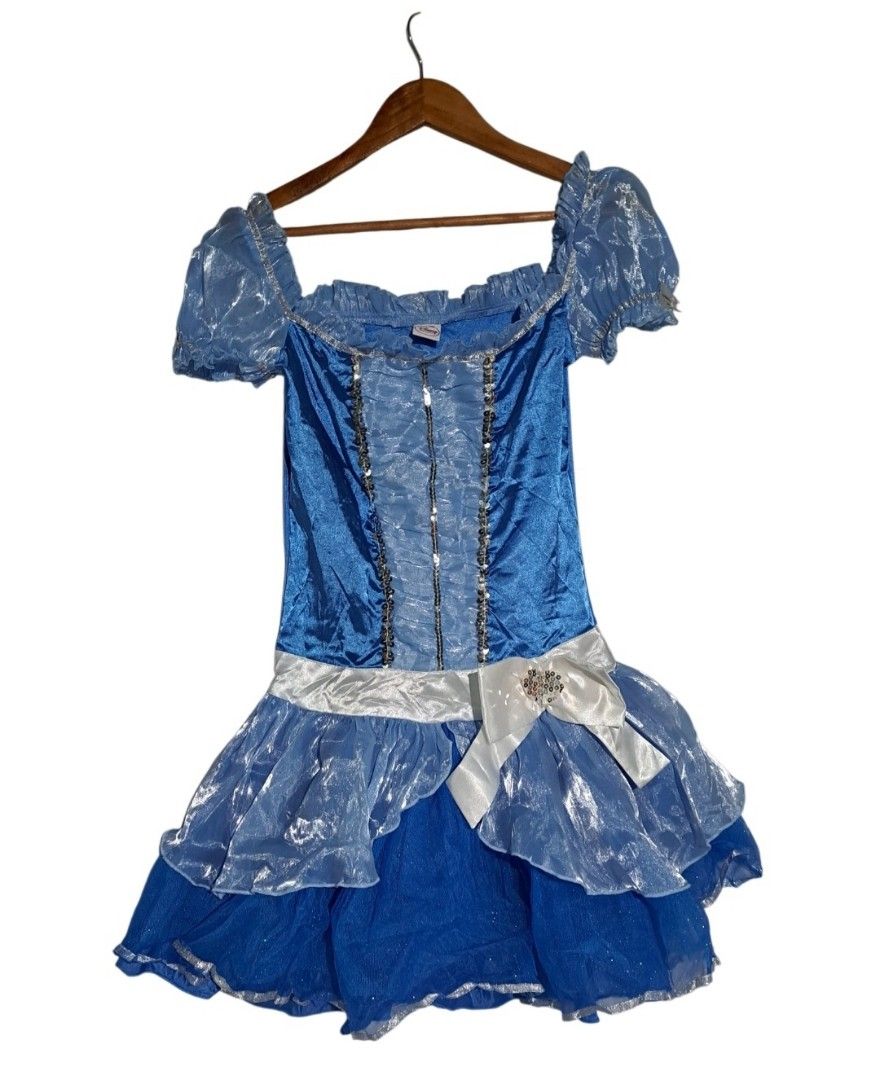 Adult Cinderella Costume (Category: Sets or Coordinates) located in Batangas. Submitted by yanaspreloved1 (Listing ID 1450915002, Image 1). Description: .