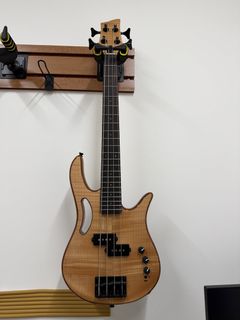 （分類：）位於 。 由 chwingee 提交（商品編號 1450886561，圖片 1）。簡介： 。