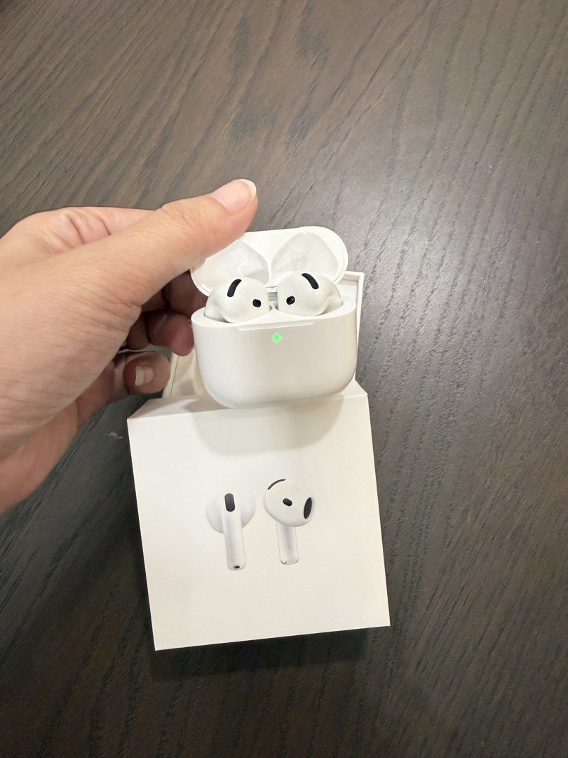 Apple AirPod 4515611257020753921
