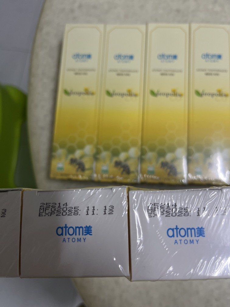 Atomy toothpaste (5 tubes ) (Category: Oral Care) located in Singapore. Submitted by AtomyCel82 (Listing ID 1450856475, Image 2). Description: Ready stock 2 packs Free delivery for Buy 4 packs .
