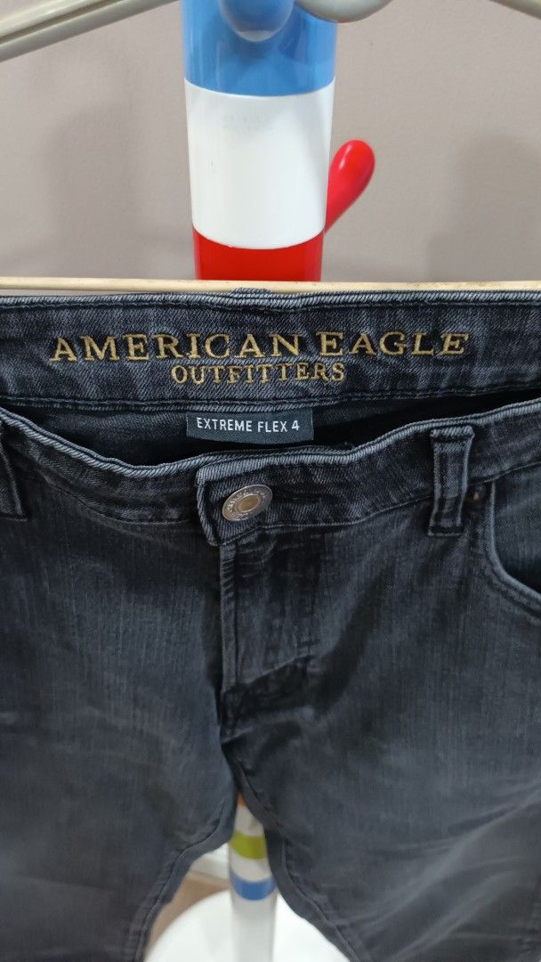 Authentic American Eagle Outfitters Extreme Flex 4 Jeans (Category: Jeans) located in Quezon City. Submitted by ddgapstore (Listing ID 1450883982, Image 3). Description: - Brand: American Eagle Outfitters - Color: Dark Wash - Style: Extreme Flex 4 - Size: 33x32 - Features: Comfortable fit, great for everyday wear.