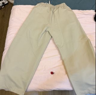 (Category: ) located in . Submitted by preloved.bynur712 (Listing ID 1450899103, Image 1). Description: .