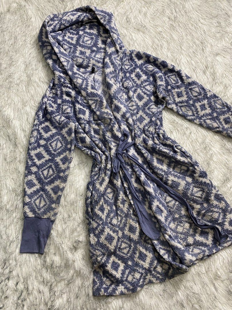 Bathrobe (medium) (Category: Undergarments & Loungewear) located in Manila. Submitted by csjlgen (Listing ID 1450838735, Image 3). Description: .