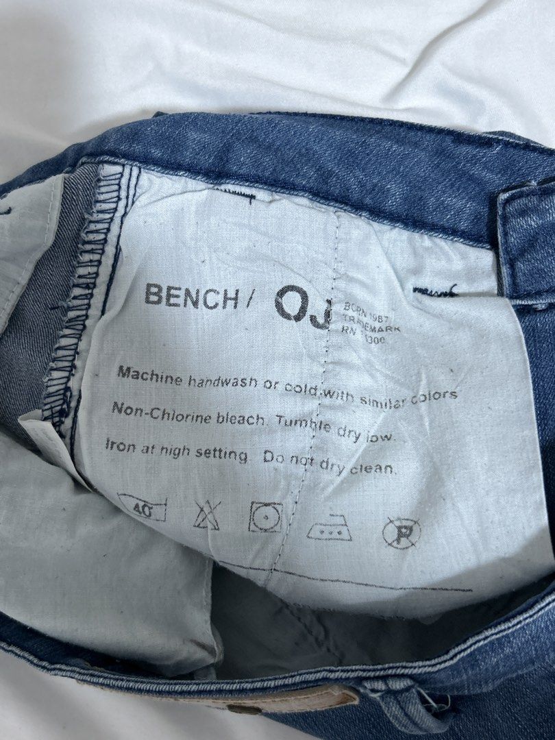 Bench Denim Shorts (Category: Shorts) located in Cabanatuan. Submitted by wompywompy (Listing ID 1450909107, Image 2). Description: .