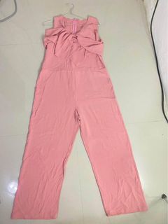 (Kategori: ) berada di . Dikirim oleh shelter.outfit (ID iklan 1450793473, Gambar 1). Deskripsi: .