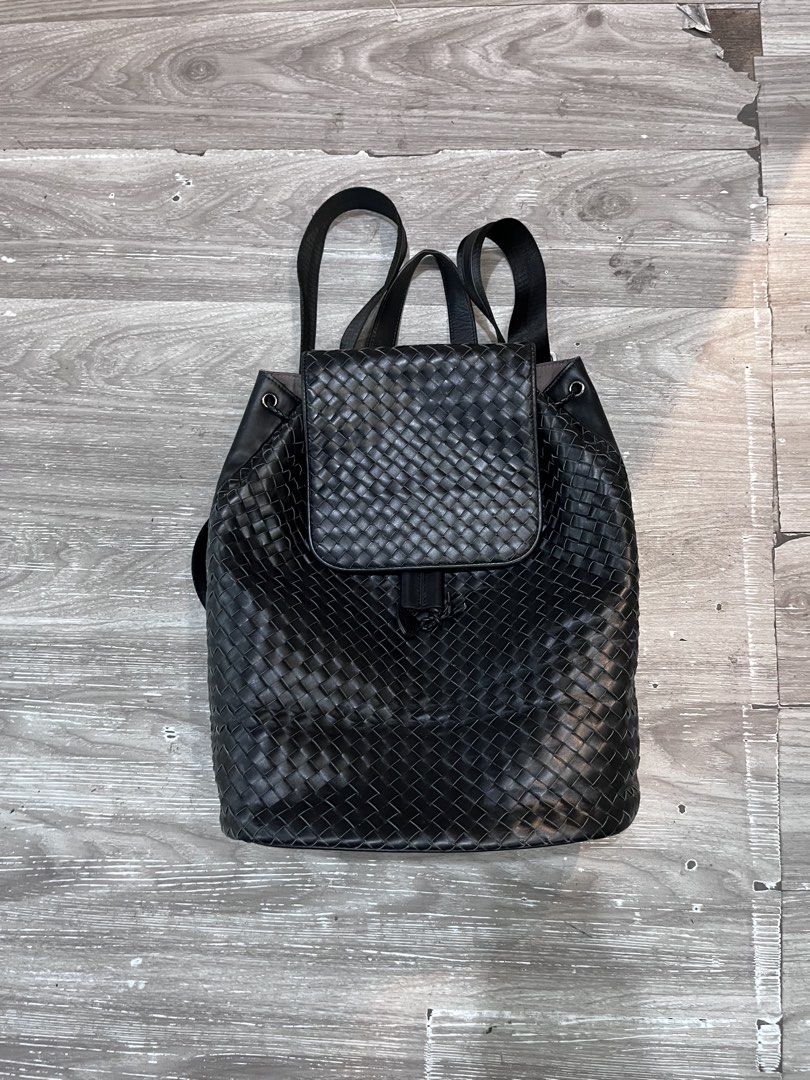 Bottega backpack (Category: Luxury Bags & Wallets) located in Iloilo. Submitted by ukayhunter.ilo (Listing ID 1450795527, Image 1). Description: Bottega backpack No white tag Missing stamp tag Noflaws .
