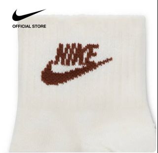 Caps / Socks Collection item 3