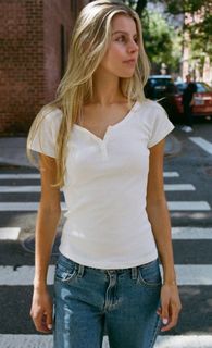 (Category: ) located in . Submitted by preloveedclothes (Listing ID 1450905029, Image 1). Description: .