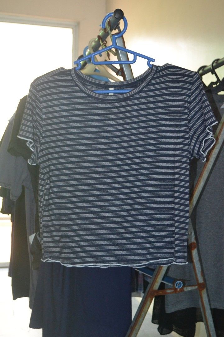 By Forever Striped Cropped T-shirt (Category: Shirts) located in Valenzuela. Submitted by miss_merix (Listing ID 1450809873, Image 1). Description: - Navy and white striped cropped t-shirt - Brand: By Forever - Features lettuce hem on sleeves and bottom - Estimated size: Medium (M) - Ideal for casual wear.