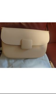 （分類：）位於 。 由 gigi78smileeveryday 提交（商品編號 1450845994，圖片 1）。簡介： 。
