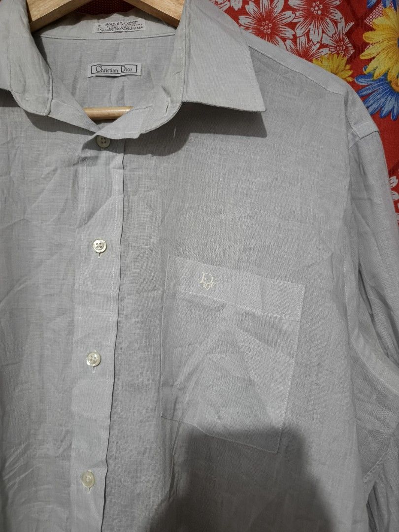 Christian Dior Long Sleeve Shirt (Category: Luxury Apparel) located in Manila. Submitted by dyastenthrift (Listing ID 1450766609, Image 2). Description: DIOR long sleeve polo Size: L to Xl Issue: need wash, may washable stain sa bandang armpit Color rate: 9.3/10 Solid na solid for me this is Authentic.