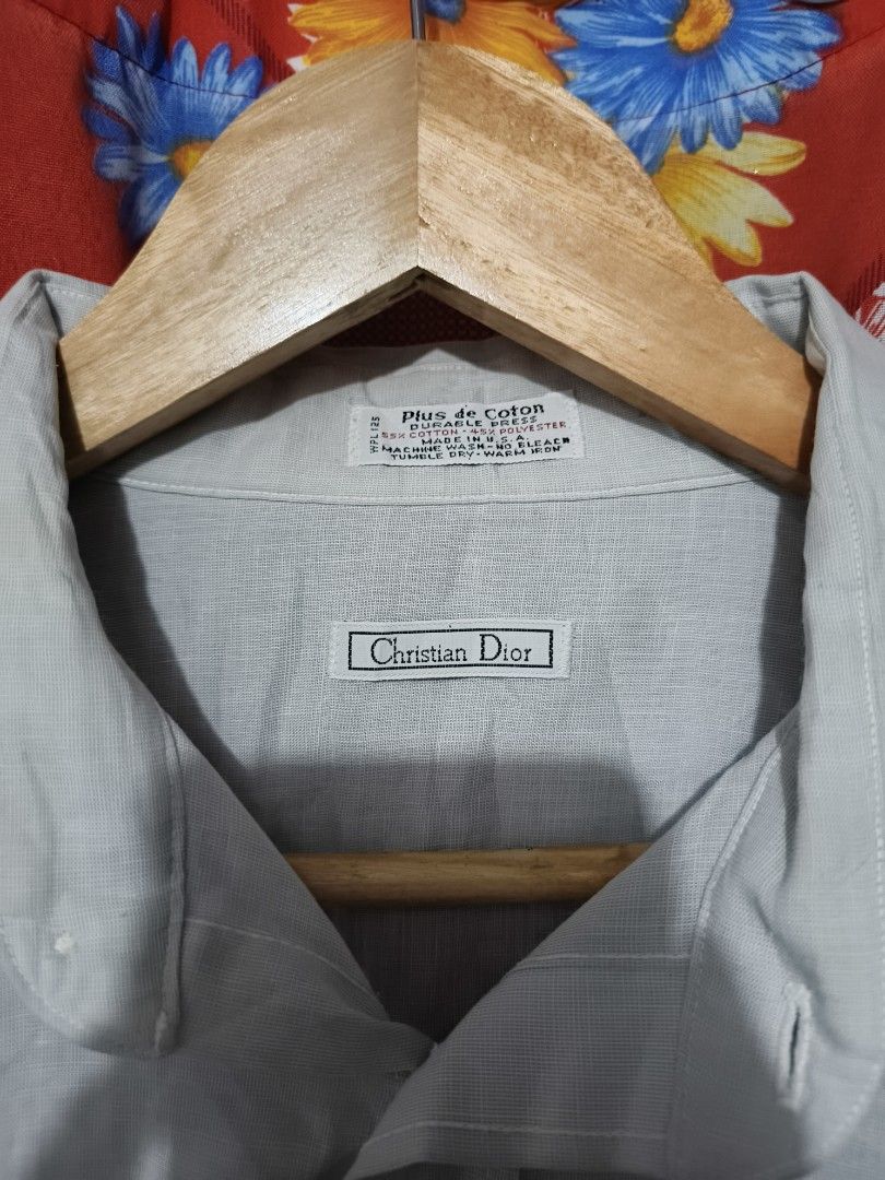 Christian Dior Long Sleeve Shirt (Category: Luxury Apparel) located in Manila. Submitted by dyastenthrift (Listing ID 1450766609, Image 3). Description: DIOR long sleeve polo Size: L to Xl Issue: need wash, may washable stain sa bandang armpit Color rate: 9.3/10 Solid na solid for me this is Authentic.