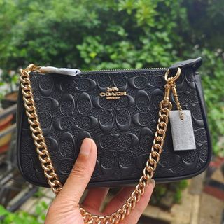 (Category: ) located in . Submitted by premiumoutlets. (Listing ID 1450845758, Image 1). Description: .