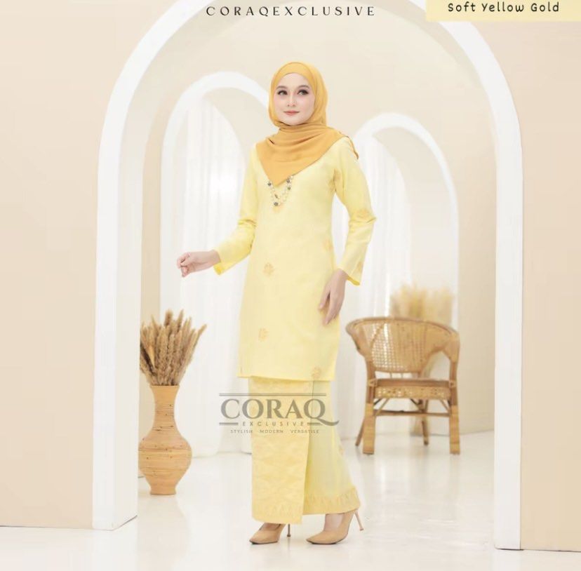 CORAQ EXCLUSIVE Anggun Songket Kurung Modern Baju Kurung (Category: Baju Kurung & sets) located in Gombak. Submitted by pureeagle_28f1ce (Listing ID 1450873125, Image 1). Description: - CORAQ EXCLUSIVE Anggun Songket Kurung Modern - Features beautiful songket detailing - Available in soft yellow gold and navy blue - Please refer to the size chart for accurate measurements - Crafted from quality fabric for ultimate comfort and style.