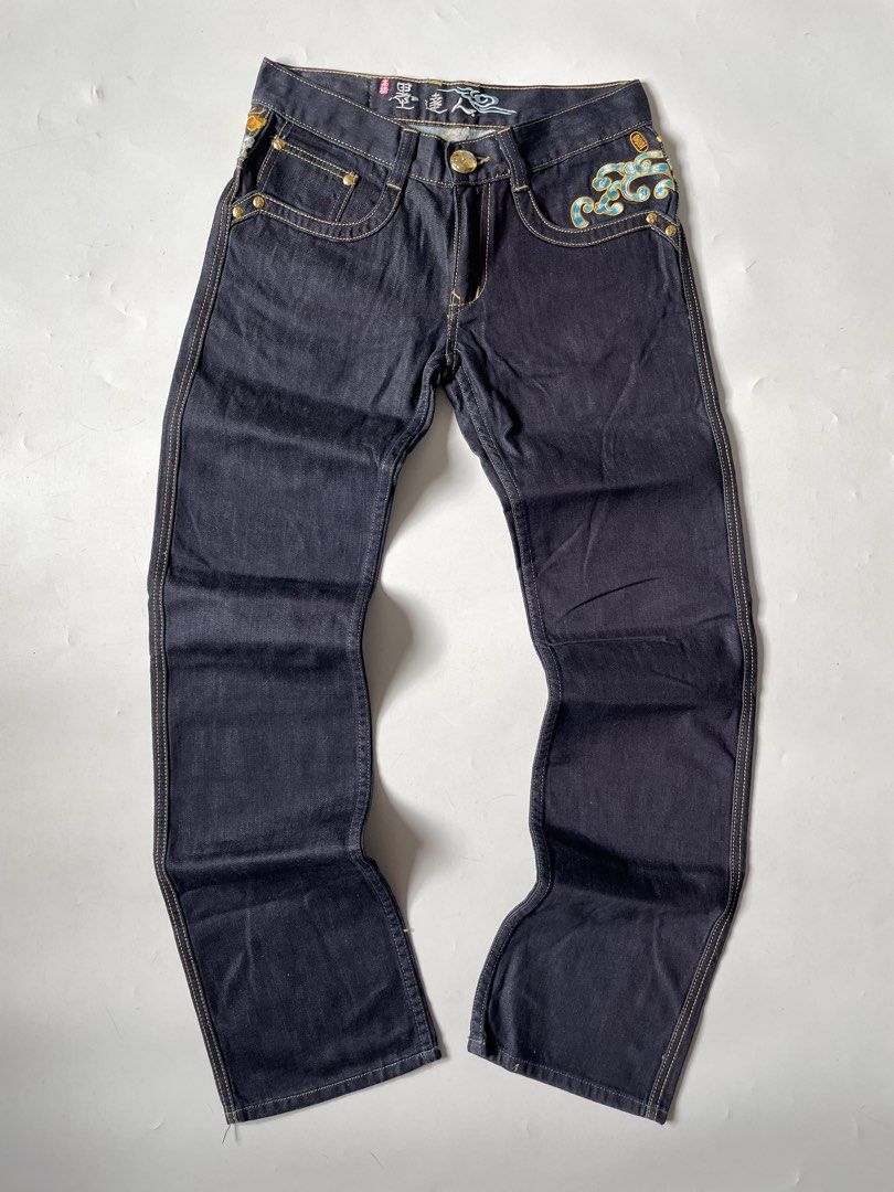Dark Wash Y2k Jeans (Category: Jeans) located in Baguio. Submitted by chronicles_cache (Listing ID 1450846289, Image 3). Description: Condition: Great Size tagged: S Waistline: 29 Thigh: 11 Length: 40 Leg opening: 8 .