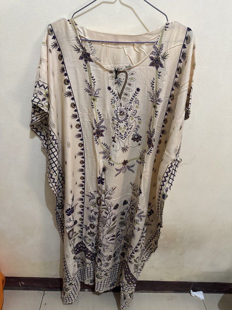 Daster jumbo (Kategori: Gaun & Rok) berada di Bekasi. Dikirim oleh jane_store (ID iklan 1450819046, Gambar 1). Deskripsi: Lp sampai 140 Pj : 110 Bahan adem Model kalonb.