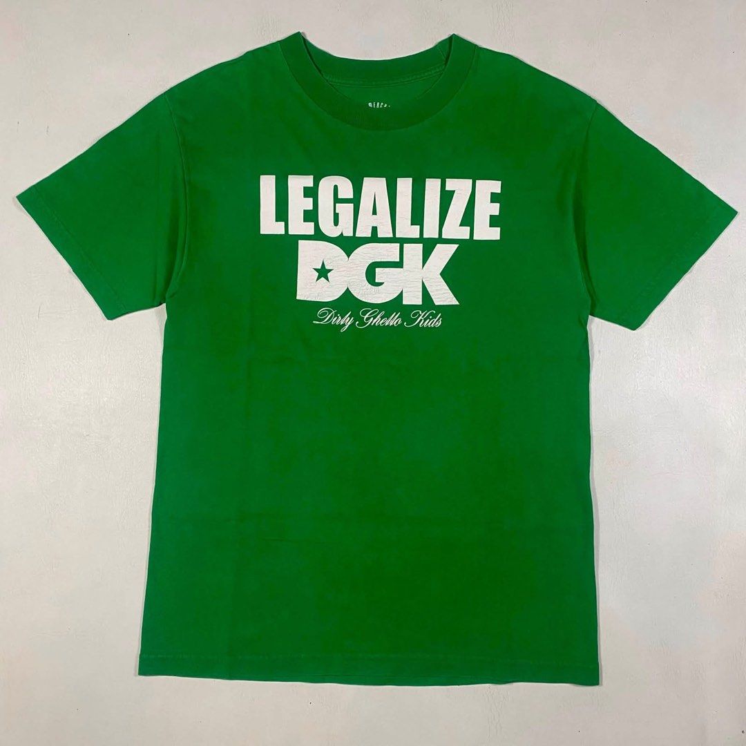 DGK “LEGALIZE” GRAPHIC TEE (Category: Tshirts & Polo Shirts ) located in San Fernando. Submitted by upwear.ph (Listing ID 1450910748, Image 1). Description: DGK “LEGALIZE” GRAPHIC TEE CONDITION: EXCELLENT SIZE: MEDIUM DIMENSIONS: W19 x L28 ISSUE: CRACK PRINT.