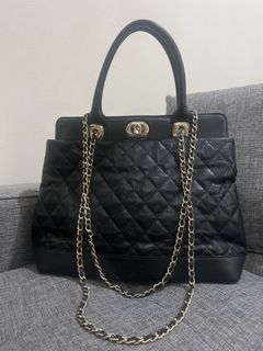 (Kategori: ) berada di . Dikirim oleh hernoire (ID iklan 1450788285, Gambar 1). Deskripsi: .