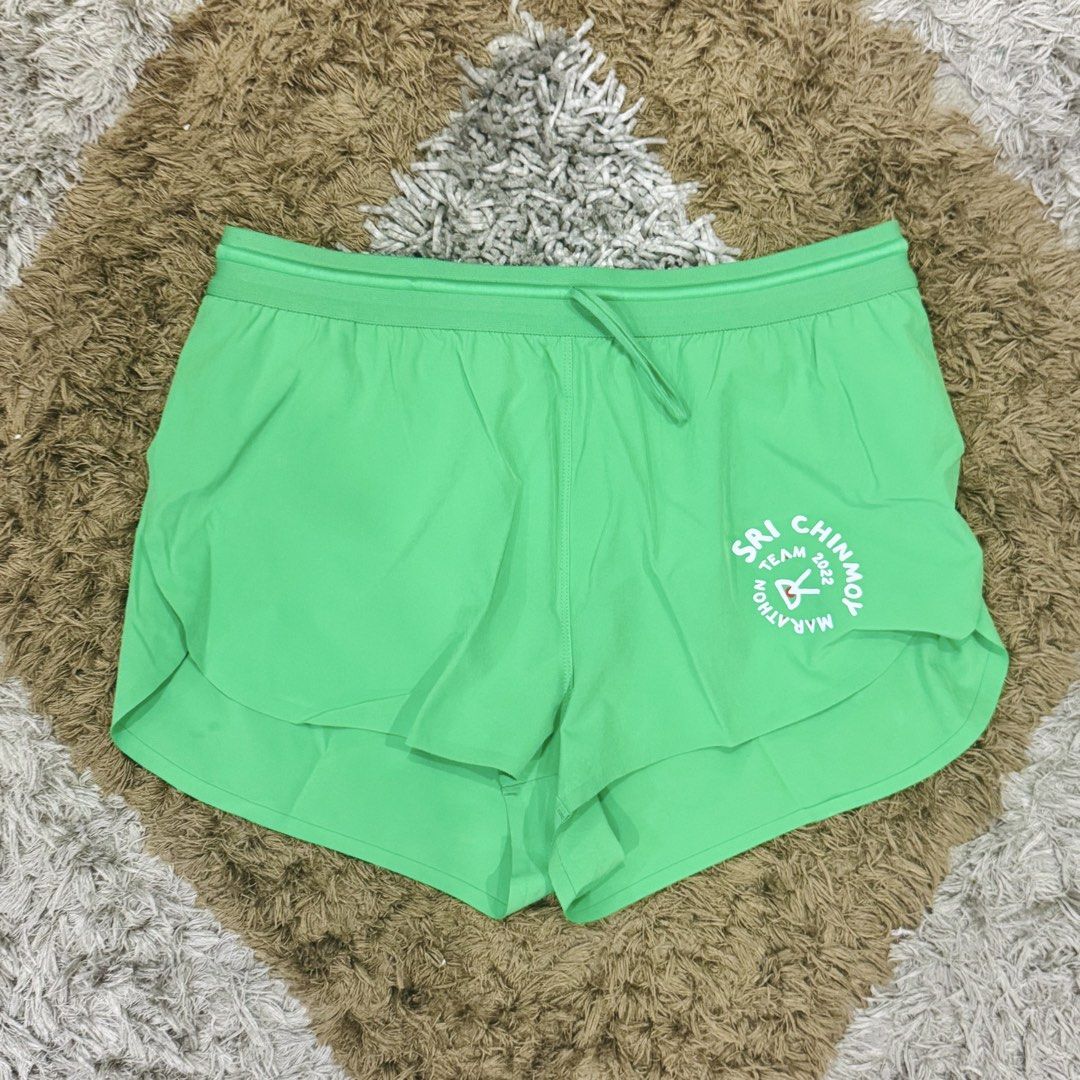 DISTRICT VISION SPLIT SHORT (Category: Activewear) located in Manila. Submitted by visvim24 (Listing ID 1450853044, Image 1). Description: sz Small.