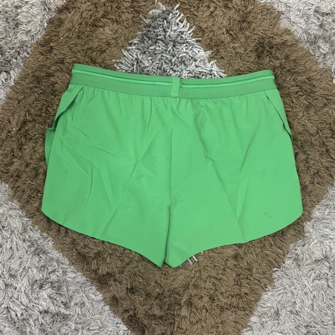 DISTRICT VISION SPLIT SHORT (Category: Activewear) located in Manila. Submitted by visvim24 (Listing ID 1450853044, Image 3). Description: sz Small.