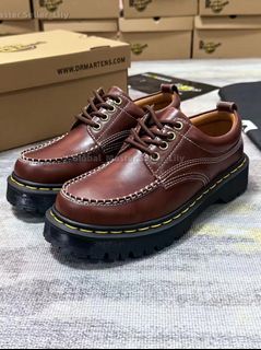 (Category: ) located in . Submitted by fashion.luxe (Listing ID 1450897137, Image 1). Description: .