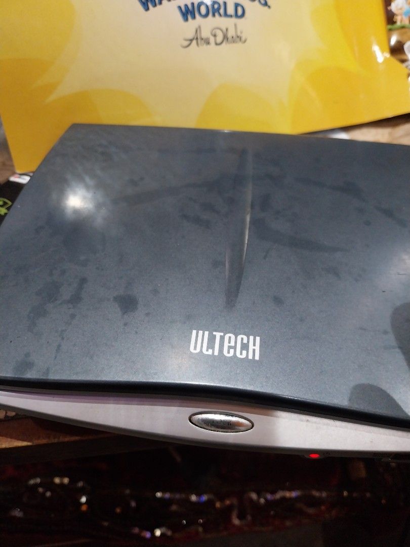 DVD PLAYER PORTABLE (DEFECTIVE) BUNDLE (Category: Portable Music Players) located in Tagum. Submitted by boykolekgadgetstuff (Listing ID 1450934269, Image 3). Description: PORTABLE DVD PLAYERS BUNDLE - ultech 9v na try ko test nagana pero lcd burn at ayaw mag read -toshiba 12v nagana nman pero walang display. wala kasama power supply. p.m for video. AS IS KO NA. slamat po..
