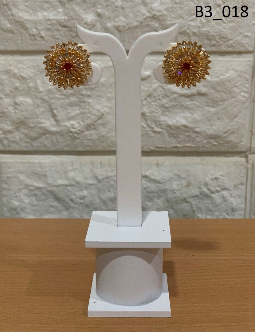 Earrings (Category: Earrings) located in Singapore. Submitted by gsd_creation (Listing ID 1450885708, Image 3). Description: Clearance Sale** Buy 3 Free 1 Beautiful gold dangle earrings. They have a teardrop shape with intricate crystal detailing. Perfect for dressing up any outfit. Lightweight and comfortable to wear. Great for parties or everyday sparkle. Self-Collect - $0 Khatib /Yishun MRT Delivery - $2.