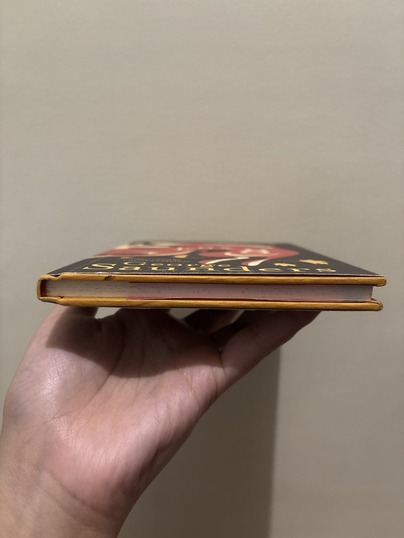 Fox 8 by George Saunders (Hardcover) (Category: Storybooks) located in Quezon City. Submitted by spongkiiii (Listing ID 1450768744, Image 3). Description: - original copy, not a reprint -bought from Fully Booked for Php 699 -no markings or highlights.