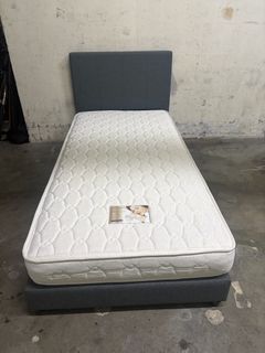(Category: ) located in . Submitted by EASYMOVE (Listing ID 1450859753, Image 1). Description: .