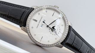 (Category: ) located in . Submitted by watchesrumor (Listing ID 1450825656, Image 1). Description: .