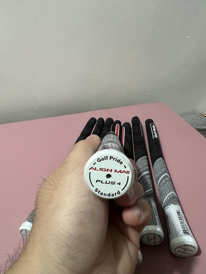 Golf Grips (Category: Golf) located in Pasay City. Submitted by shansey21 (Listing ID 1450766718, Image 2). Description: Available!! 1pc - Golf Pride Velvent VTM - 400 5pcs - Golf Pride Zgrip Align Standard - 600 each / Sold 8pcs - Gold Pride MCC Plus 4 Max Standard Grip - 900 each good as new Vitocruz Taft Pick up / Meetup.