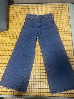 （分類：）位於 。 由 sharkdoodoo123 提交（商品編號 1450896643，圖片 1）。簡介： 。
