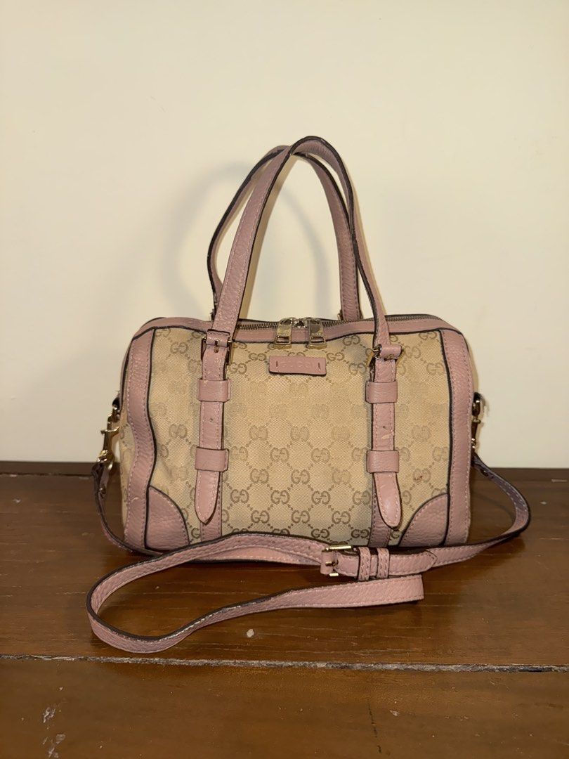 Gucci Duffle Bag (Category: Luxury Bags & Wallets) located in Manila. Submitted by vintagefirstladyy_2.0 (Listing ID 1450913383, Image 1). Description: 26.5 cm.