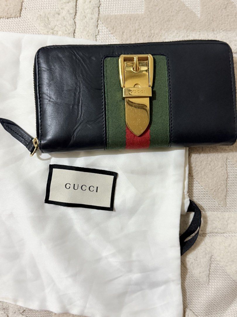 GUCCI Sylvie Continental Wallet (Category: Luxury Bags & Wallets) located in Manila. Submitted by lunaonlineshop (Listing ID 1450858852, Image 1). Description: Long wallet Original Comes with dust bag only.