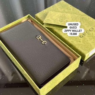 (Category: ) located in . Submitted by graciasluxurybag (Listing ID 1450750423, Image 1). Description: .
