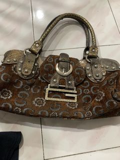 (Category: ) located in . Submitted by erynna_ (Listing ID 1450908409, Image 1). Description: .