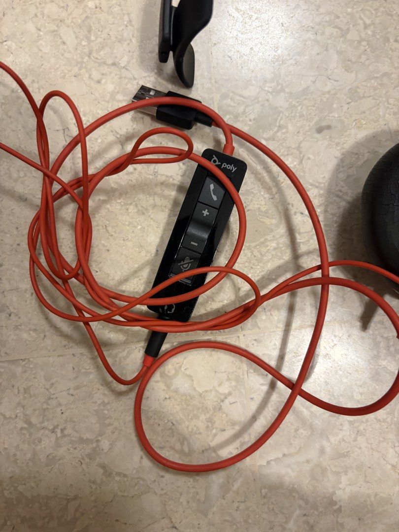 Headsets514764047972444161
