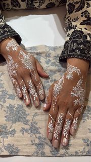 (Category: ) located in . Submitted by thehennarose (Listing ID 1445968850, Image 1). Description: .