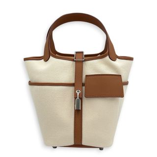 (Category: ) located in . Submitted by carousellluxury (Listing ID 1450815959, Image 1). Description: .